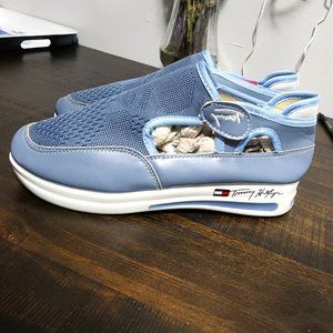 Vintage TH slip-on shoes